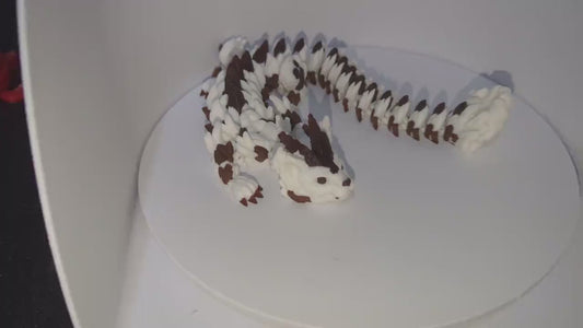 Articulating Cat Dragon 3D Printed Flexible Fantasy Creature Fidget Toy, Desk Buddy, Custom Feline dragon Egg design. Custom Cat Fidget