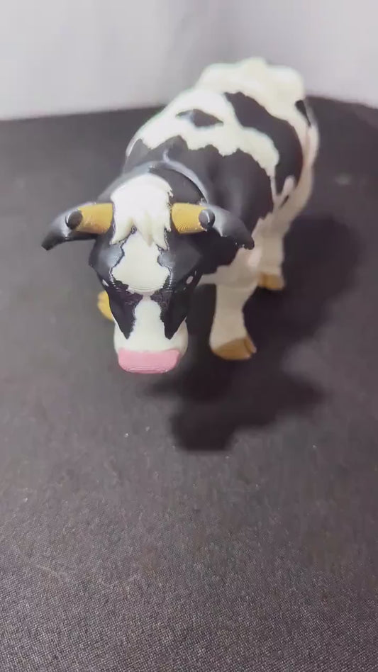Articulated Cow 3D Printed Flexible Fidget Multi-Joint Swappable Head Farm Animal Toy Desk Pet