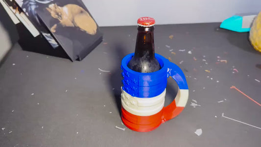 Stars & Stripes Drink Mug – Red White Blue Can Cozy - 3D Printed Fun Patriotic Beer Bottle Holder- American Flag Brew Mug - Unique Can Cup