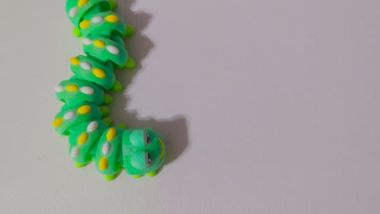 Articulated Caterpillar – 3D Printed Fidget Toy | Cute Wiggle Bug Desk Pet